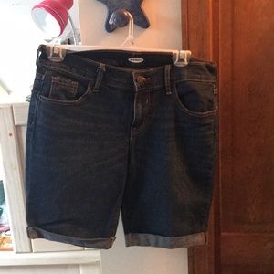 Old Navy Bermuda shorts